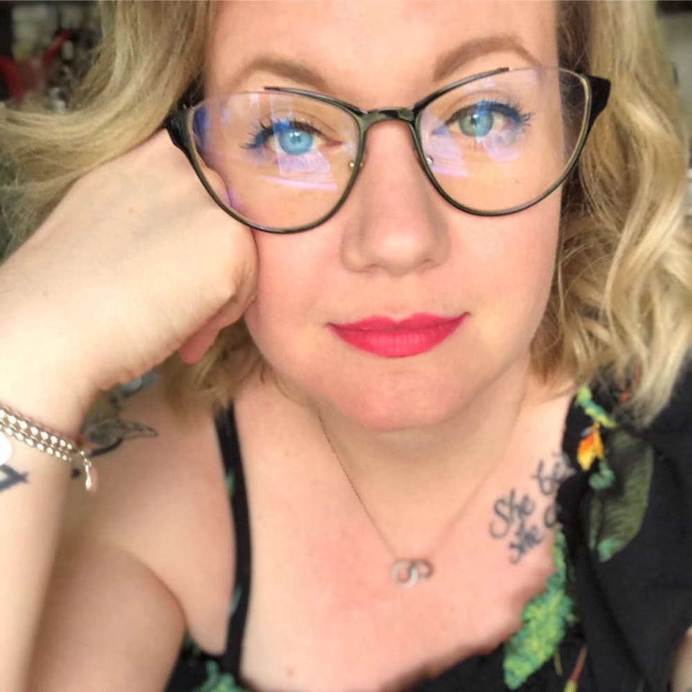 Meet your Posher, Amber